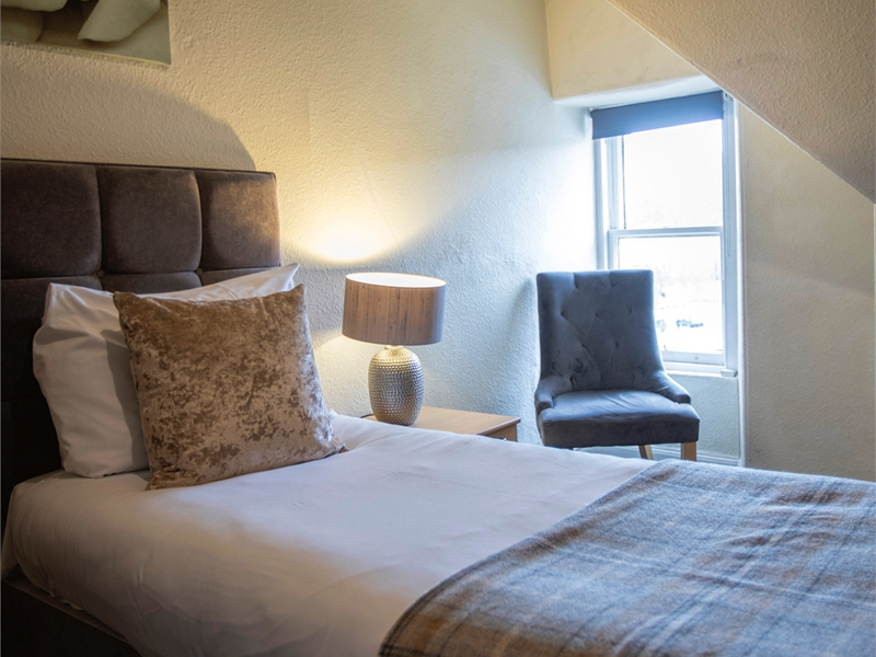 Single Rooms